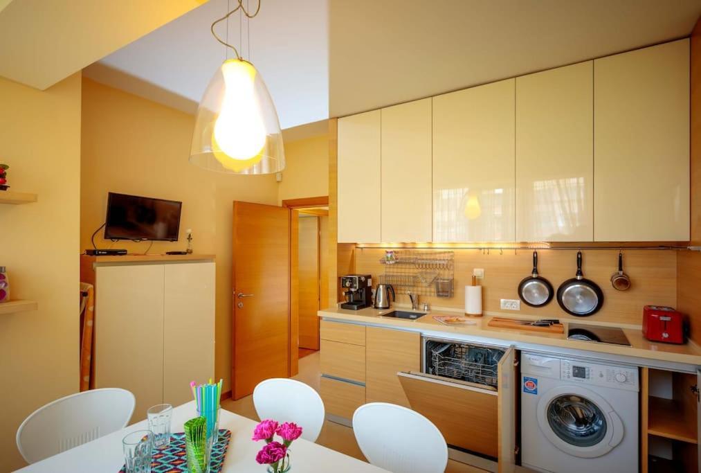 Green Apartment - Top Location, Near City Center! Софія Екстер'єр фото