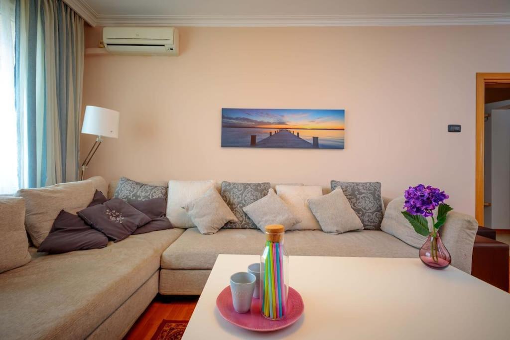 Green Apartment - Top Location, Near City Center! Софія Екстер'єр фото